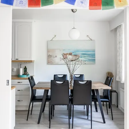 Santa's Aurora Wonderland *